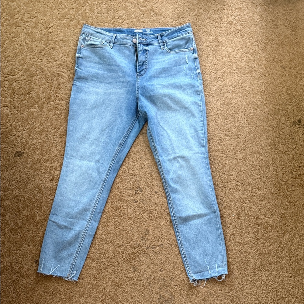 Old Navy Women's Light Blue Ankle Jeans